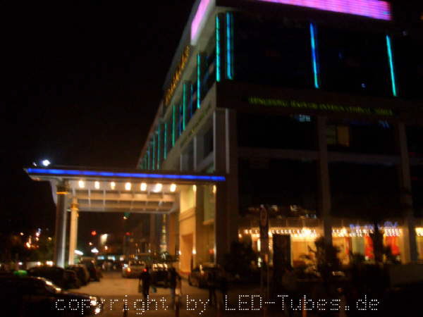 Fassadenbeleuchtung_led_tubes_2