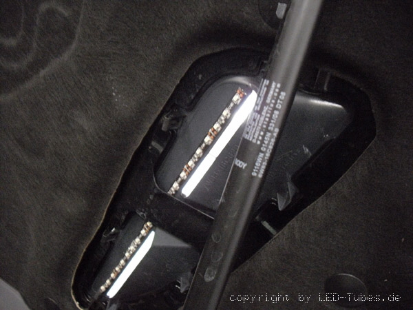 auto_led_haubenbeleuchtung