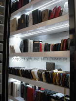 laden_regal_mit_led_licht