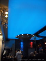 led_club_deckendisplay