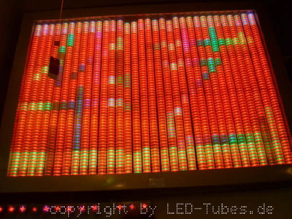 led_werbedisplay_tubes_rgb