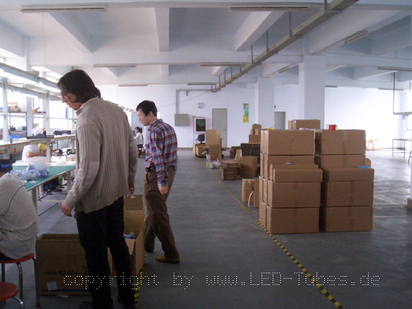 produktion_led_tubes_leuchtmitteln