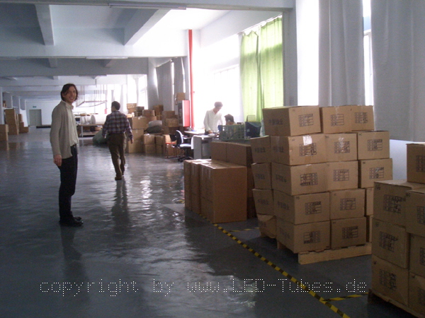 produktion_led_tubes_lieferung